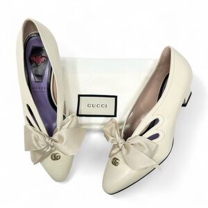 NEW Gucci GG Logo Bow Low Kitten Heels Pumps Cream Ivory Bridal Wedding 36.5 6.5